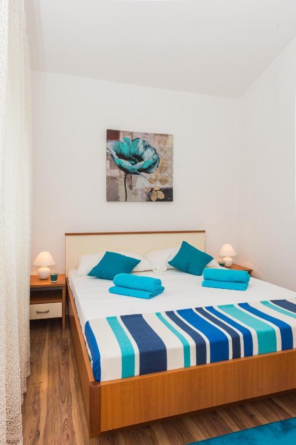 Apartments Slavka 罗戈兹尼察 外观 照片